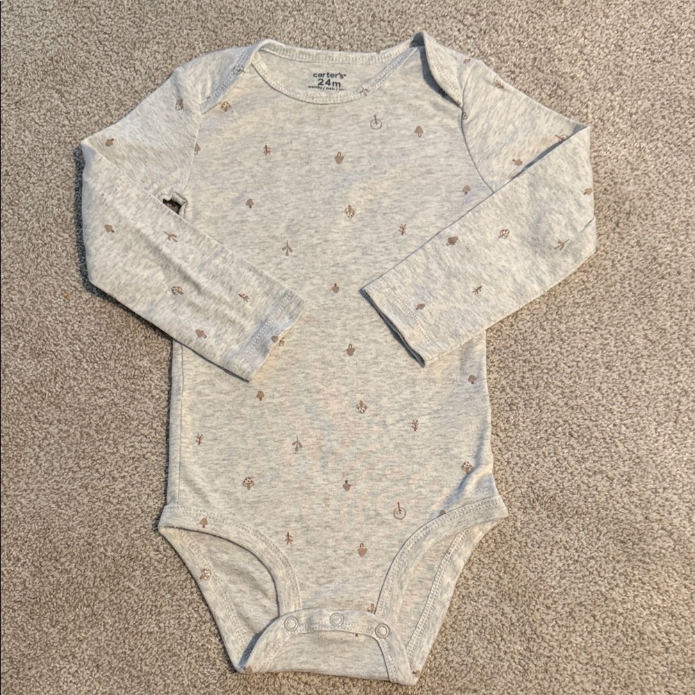 Carter's Gray Long Sleeve Baby Printed Bodysuit